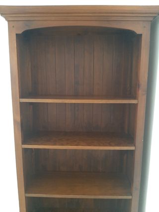 Librería de madera