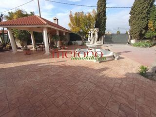 Chalet en alquiler en Crevillent