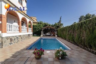 Chalet en venta en Gójar