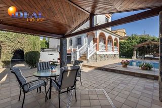 Chalet en venta en Gójar