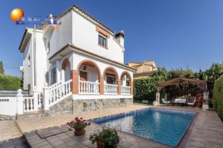 Chalet en venta en Gójar