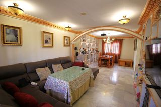 Casa pareada en venta en Residencial Triana - Barrio Alto en Gabias (Las)