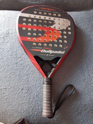 Pala Padel Bullpadel Vertex JR Roja
