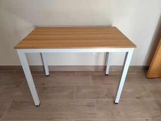 Mesa de cocina o escritorio madera y metal