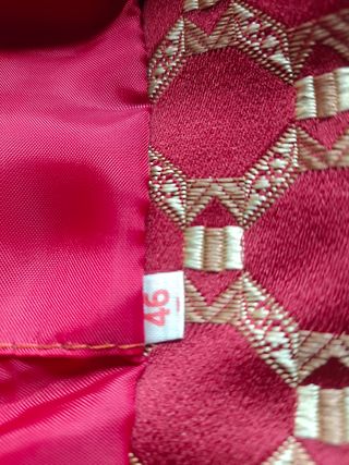 Chaleco fallero rojo y dorado