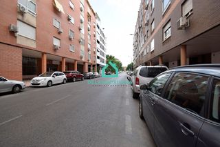 Local comercial en alquiler en Ensanche en Alcalá de Henares