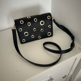 Bandolera Tous Audree Eyelets Negra y Dorada