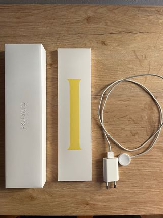 Apple Watch Series 7 Negro y Amarillo