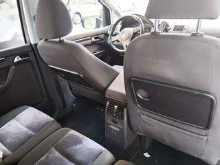 Volkswagen Touran 2012