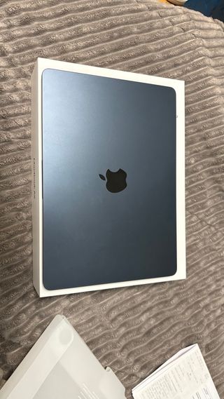 MacBook Air chip M4 2025 Midnight