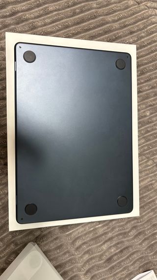 MacBook Air chip M4 2025 Midnight