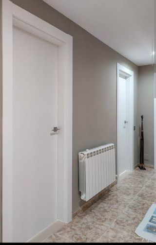 Carpintero: Montaje Tarima, Puertas y Arreglos