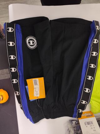 13 Pantaloncini Champion bambino