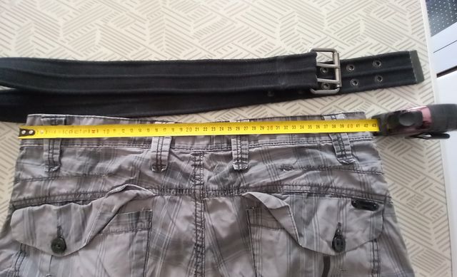 Bermuda Celio Talla 42
Ver medidas en las fotos.