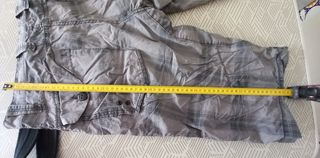 Bermuda Celio Talla 42
Ver medidas en las fotos.