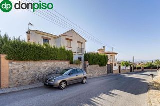 Chalet en venta en Gójar