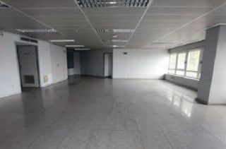 Local comercial en alquiler en Ensanche en Coruña (A)