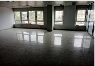 Local comercial en alquiler en Ensanche en Coruña (A)