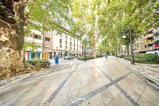 Local comercial en alquiler en San Matías - Realejo en Granada