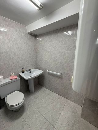 Local comercial en alquiler en La Ería - Masip en Oviedo