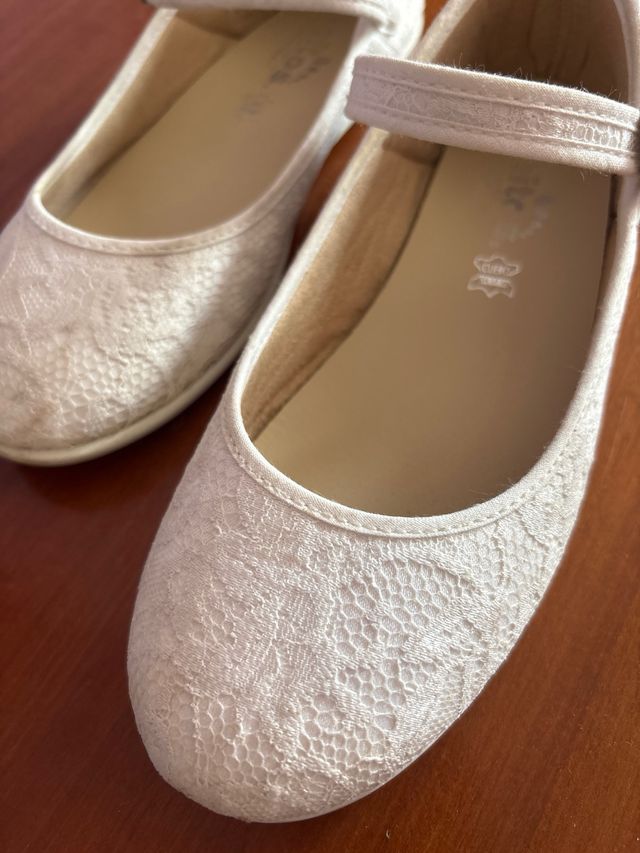 Bailarinas encaje blanco Talla 33 “Keitos”