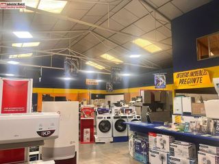 Nave industrial en venta en Zona Industrial en Paracuellos de Jarama