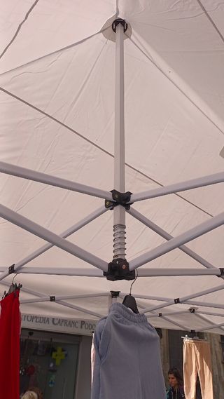 Carpa profesional grande blanca