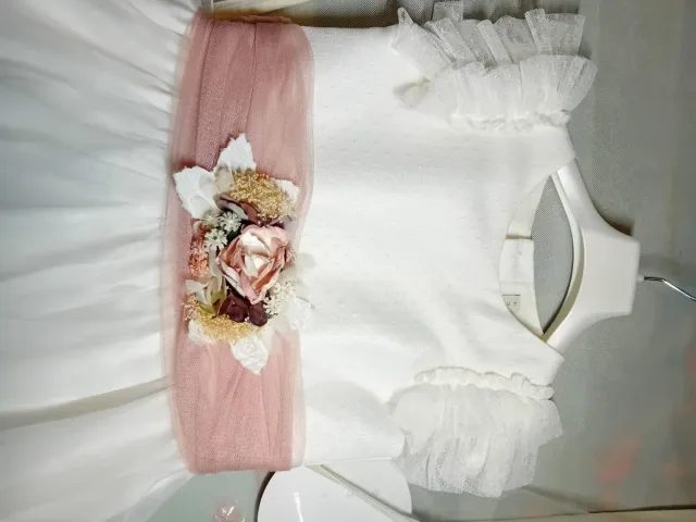 Vestido de Comunión Blanco con lazo rosa y adornos