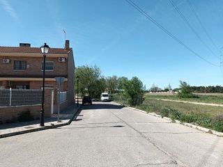 Solar en venta en Ugena
