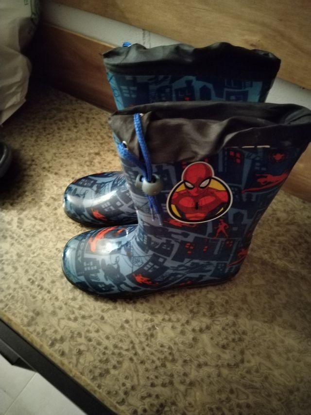 Botas de agua niño Spiderman talla 34