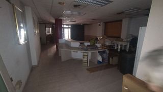 Local comercial en alquiler en Cappont en Lleida