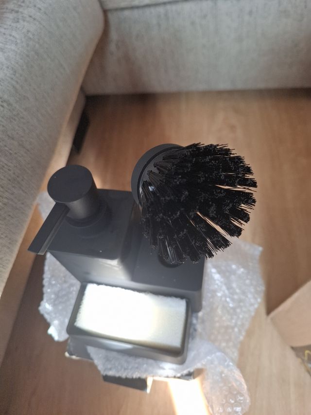 Dispensador jabón, cepillo y esponja