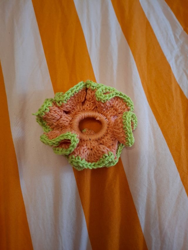 Coletero ganchillo rosa y verde