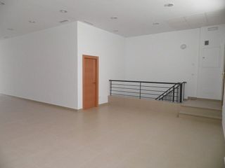 Local comercial en alquiler en Barrio de Ciudad Jardín en Málaga