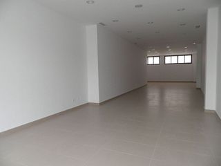 Local comercial en alquiler en Barrio de Ciudad Jardín en Málaga
