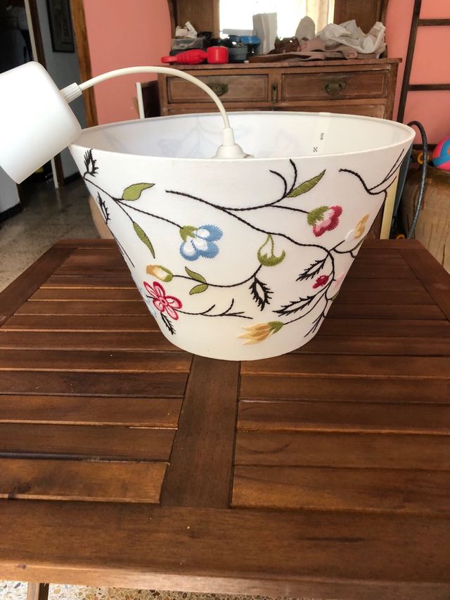 Lámpara colgante decorativa floral