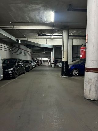 Garaje en venta en Lucero en Madrid