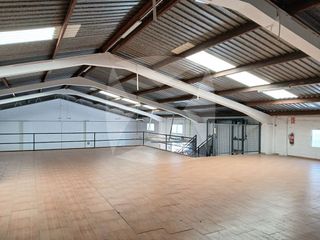 Nave industrial en venta en Maria Auxiliadora - Barriada LLera en Badajoz