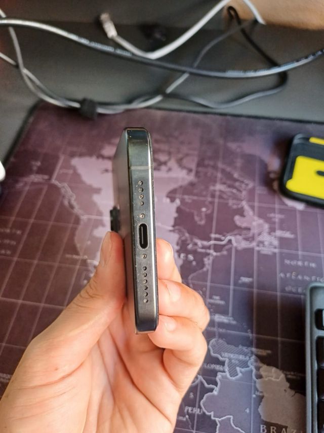 iPhone 15 Pro Max Gris/Plata como nuevo