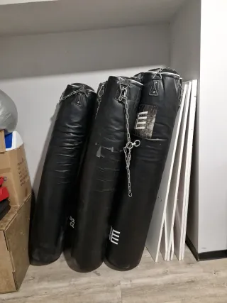 x5: Sacos de boxeo negros