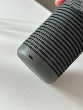 Altavoz Beosound Explore Bang & Olufsen