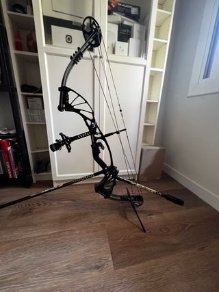 Arco Hoyt Prevail 37 SVX