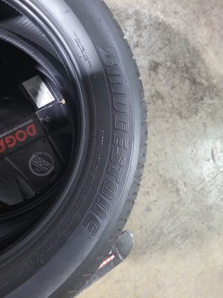 2 Neumáticos  235/55 R18 Bridgestone 