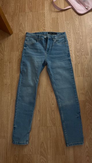 Pantalones vaqueros Lefties
