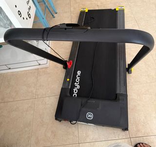 Cinta de correr Bodytone AR100 ultradelgada