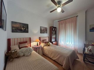Chalet en venta en Oromana en Alcalá de Guadaira