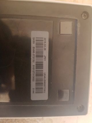 Samsung One Connect Box
UE48JS9000TXXU