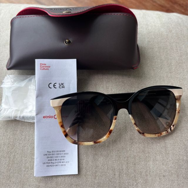 Gafas de sol Etnia Barcelona negras multicolor