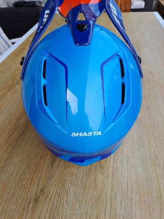 Casco de moto infantil UFO azul y naranja