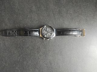Orologio Swatch Irony in pelle nera